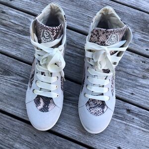 DL Sport Sneaker Wedges- Rare only sold in EU!